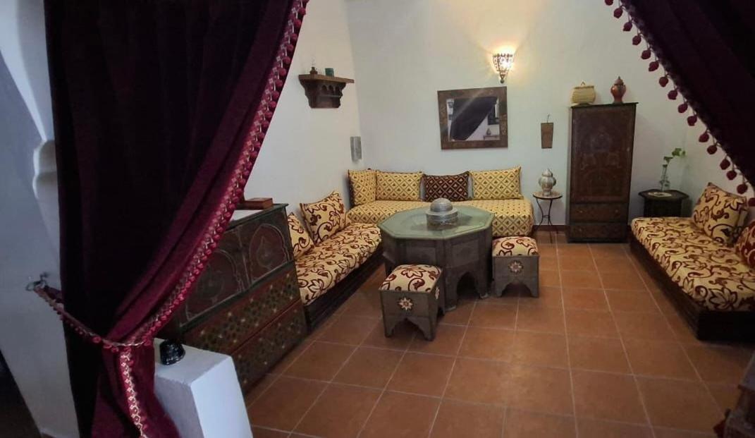 Hathor ,Casa Marroqui Con Dos Terrazas En La Medina Antigua , Ideal Parejas!! Wifi!! Asila Zewnętrze zdjęcie